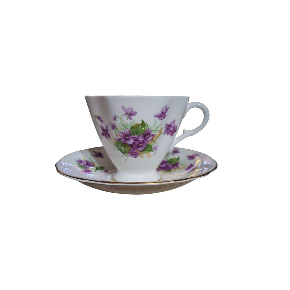 Vtg Clarence Bone China Teacup and Saucer Set  Footed Violets Purple